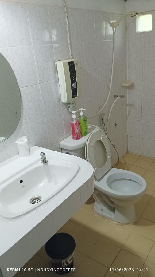 Chanmuang Guesthouse Mae Hong Son Dış mekan fotoğraf